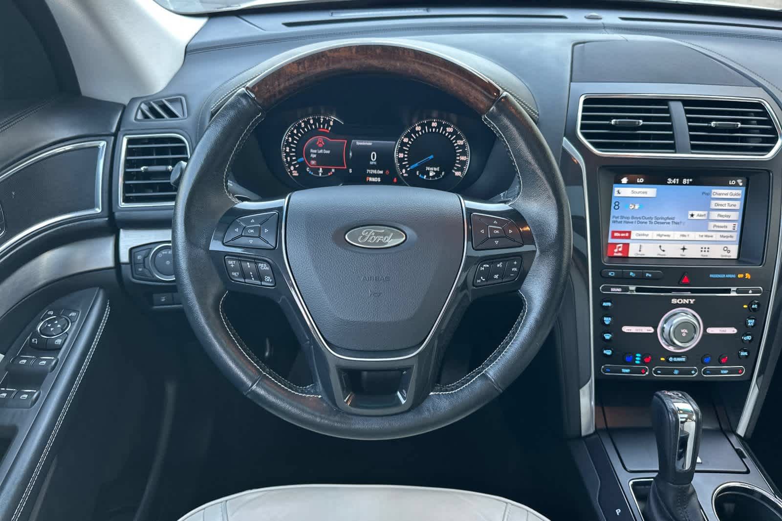 Certified 2017 Ford Explorer Platinum AWD/4WD image 15