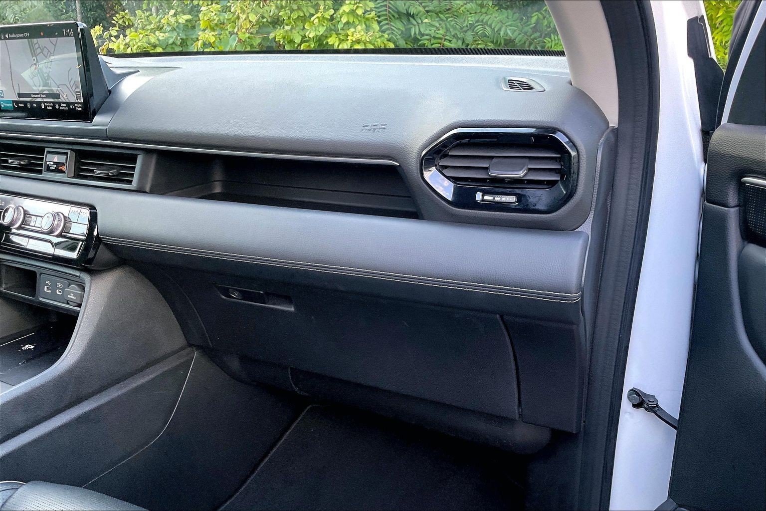 Used 2023 Honda Pilot Elite image 16