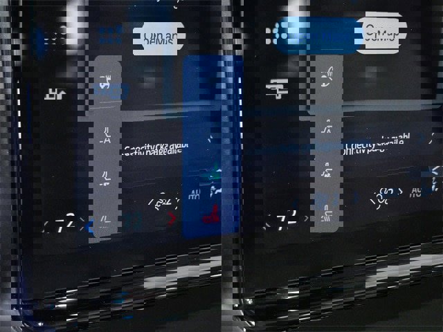 Certified 2025 Ford Expedition Platinum w/ Driver's Package image 22