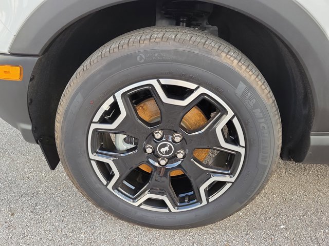 Certified 2025 Ford Bronco Sport Outer Banks w/ Outer Banks Tech Package+ image 9