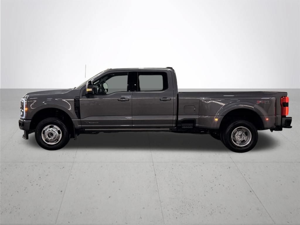 Certified 2025 Ford F350 Platinum AWD/4WD image 14