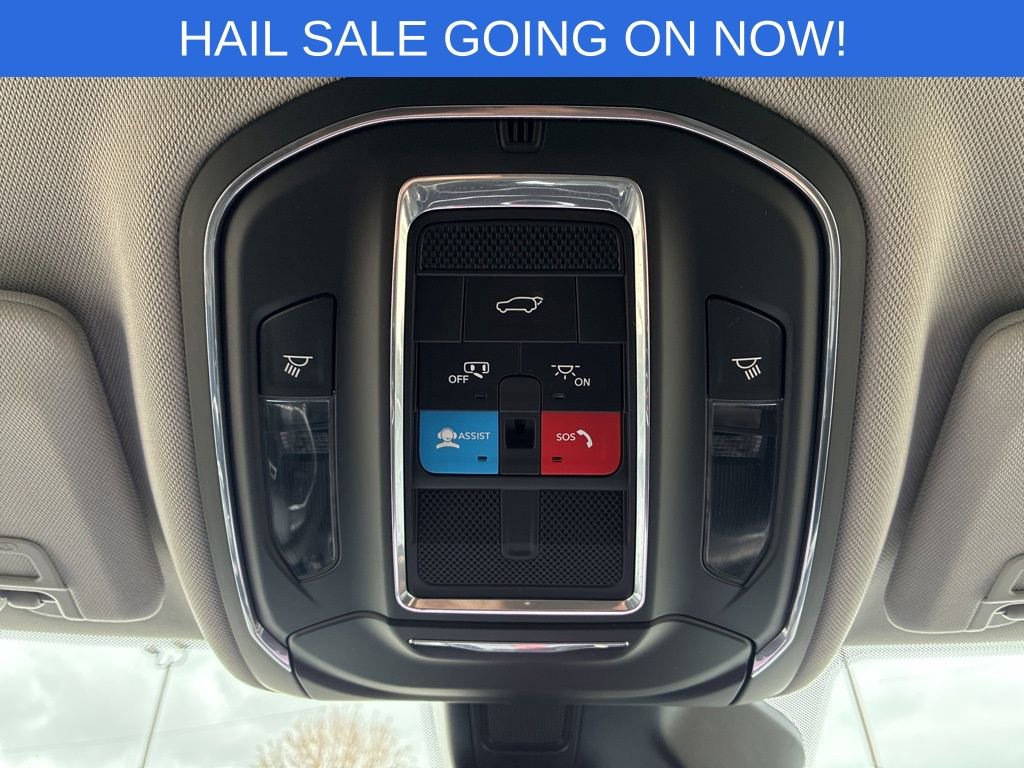 Used 2023 Jeep Grand Cherokee Limited AWD/4WD image 23