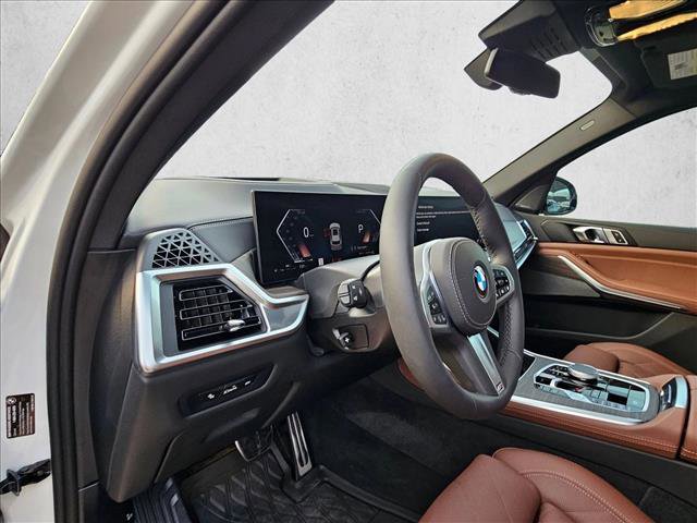 Used 2026 BMW X5 xDrive40i w/ M Sport Package AWD/4WD image 10