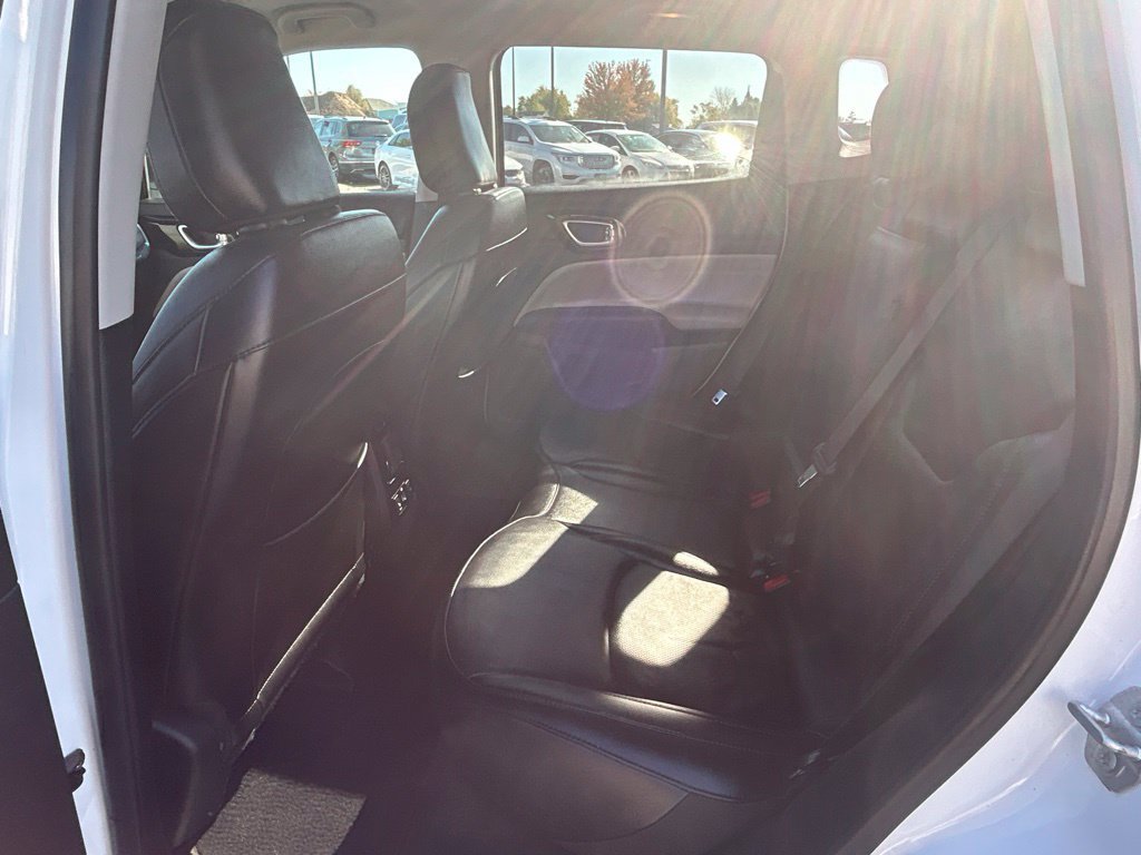 Used 2022 Jeep Compass Limited w/ Elite Group AWD/4WD image 26