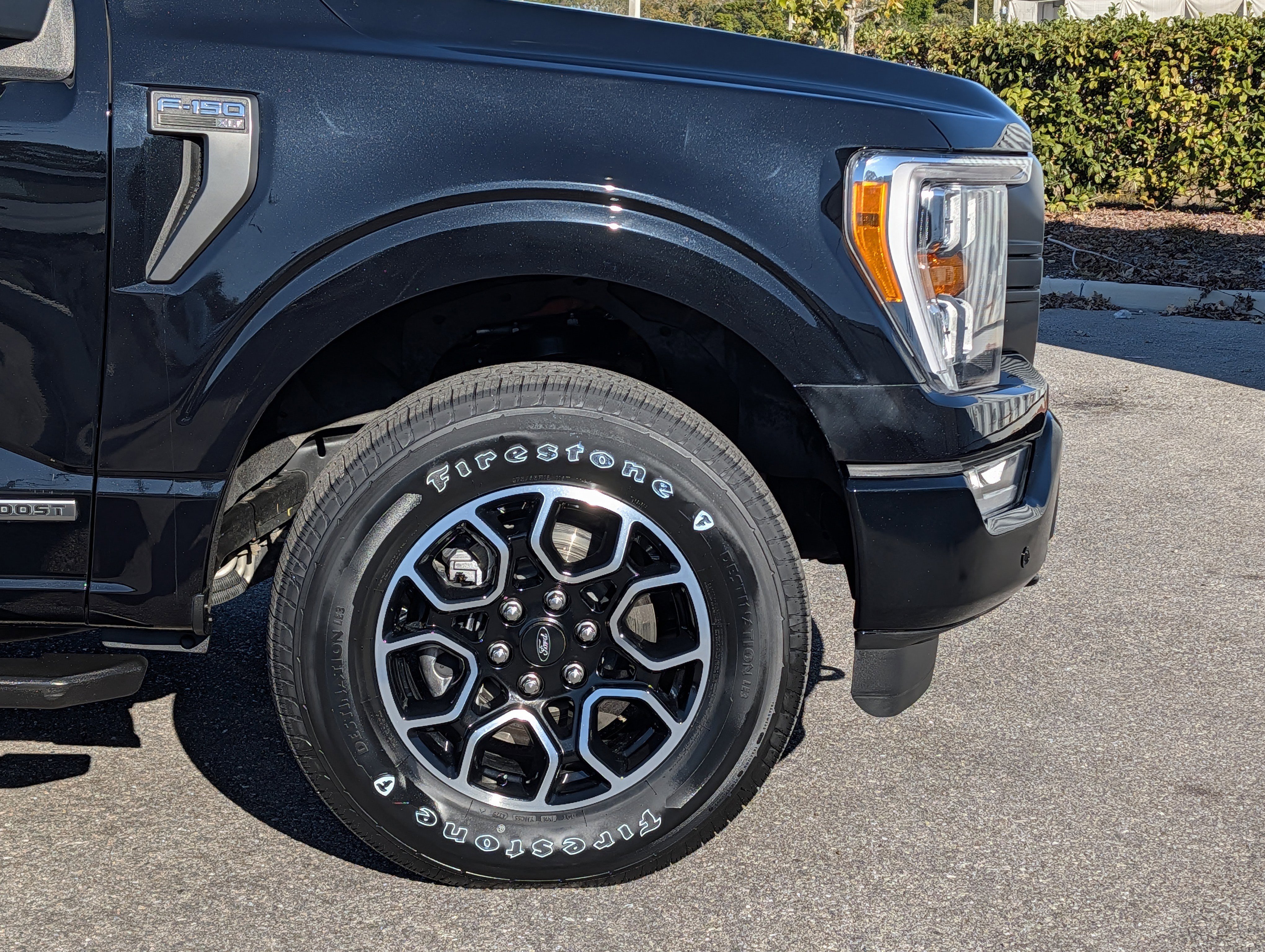 Certified 2023 Ford F150 XLT w/ Equipment Group 302A High image 11