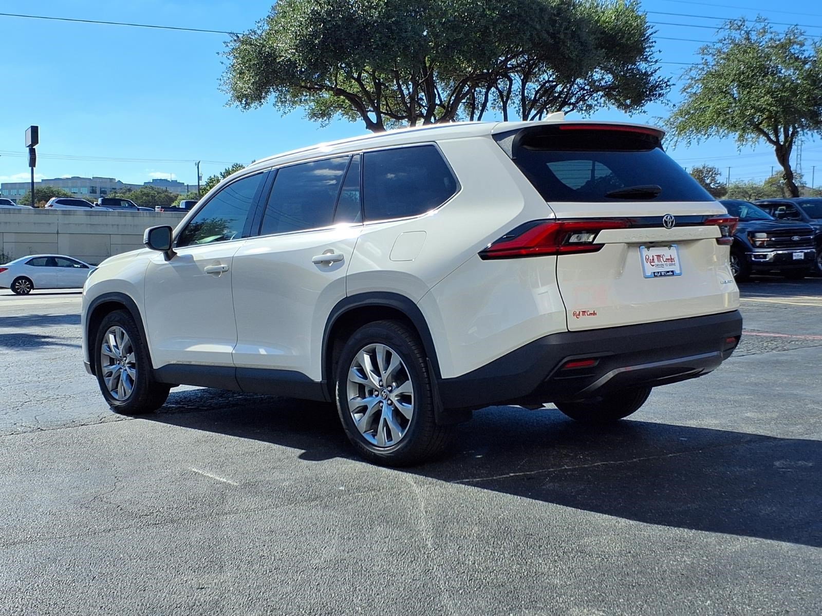 Used 2024 Toyota Grand Highlander FWD image 8