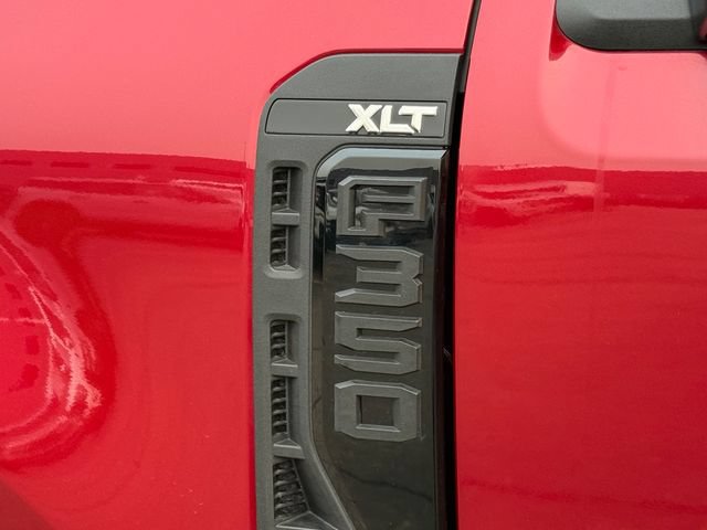 Certified 2025 Ford F350 XLT w/ Black Appearance Package AWD/4WD image 28
