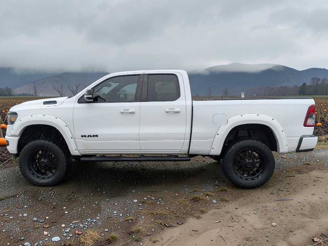 Used 2022 RAM 1500 Big Horn w/ Night Edition AWD/4WD image 3