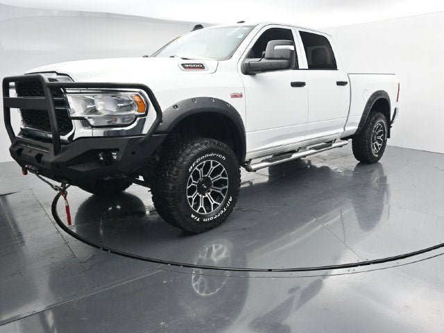 Used 2024 RAM 3500 Tradesman w/ Chrome Appearance Group AWD/4WD image 4