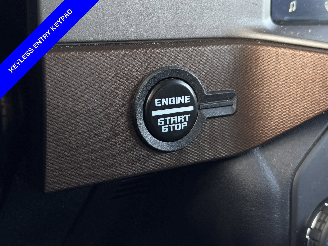 Certified 2023 Ford Bronco Outer Banks AWD/4WD image 19