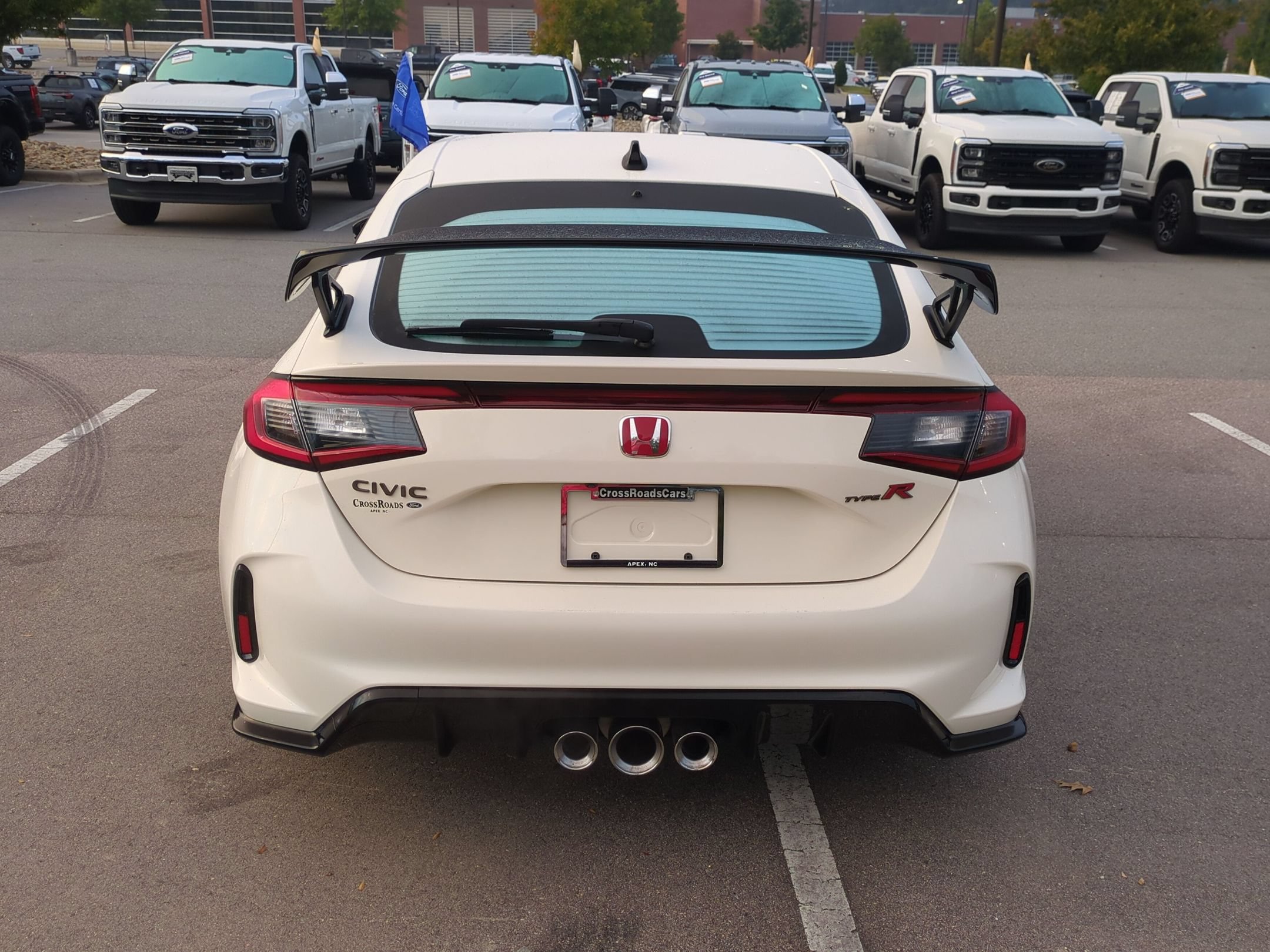 Used 2023 Honda Civic Type R image 5