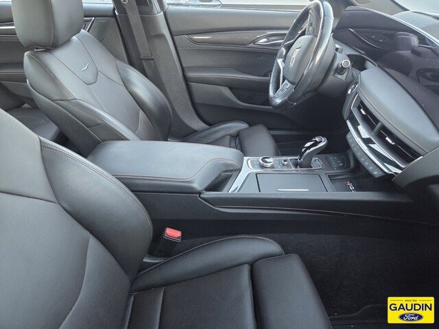 Used 2025 Cadillac CT5 Sport w/ Technology Package RWD image 5