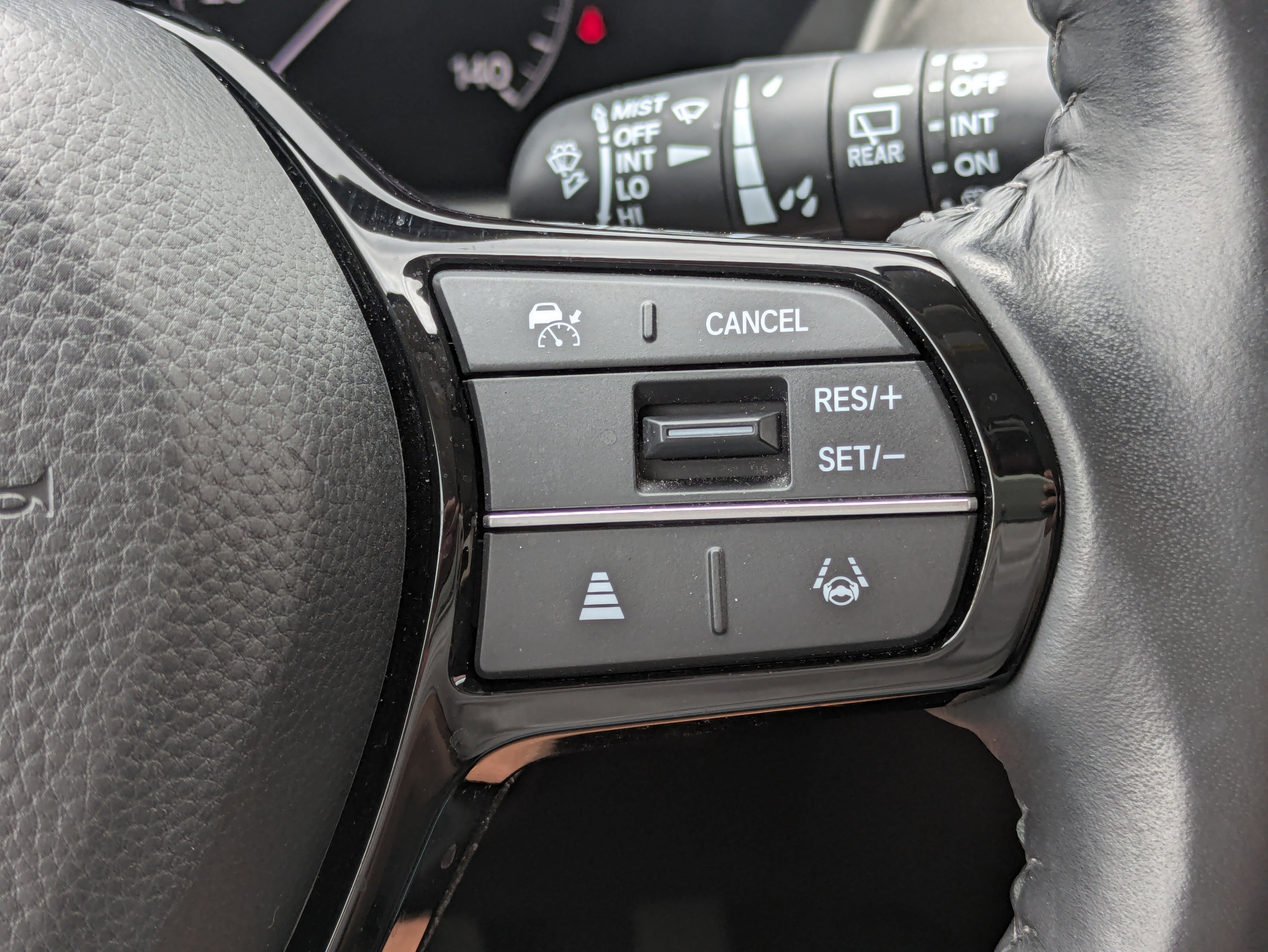 Used 2023 Honda HR-V EX-L image 22
