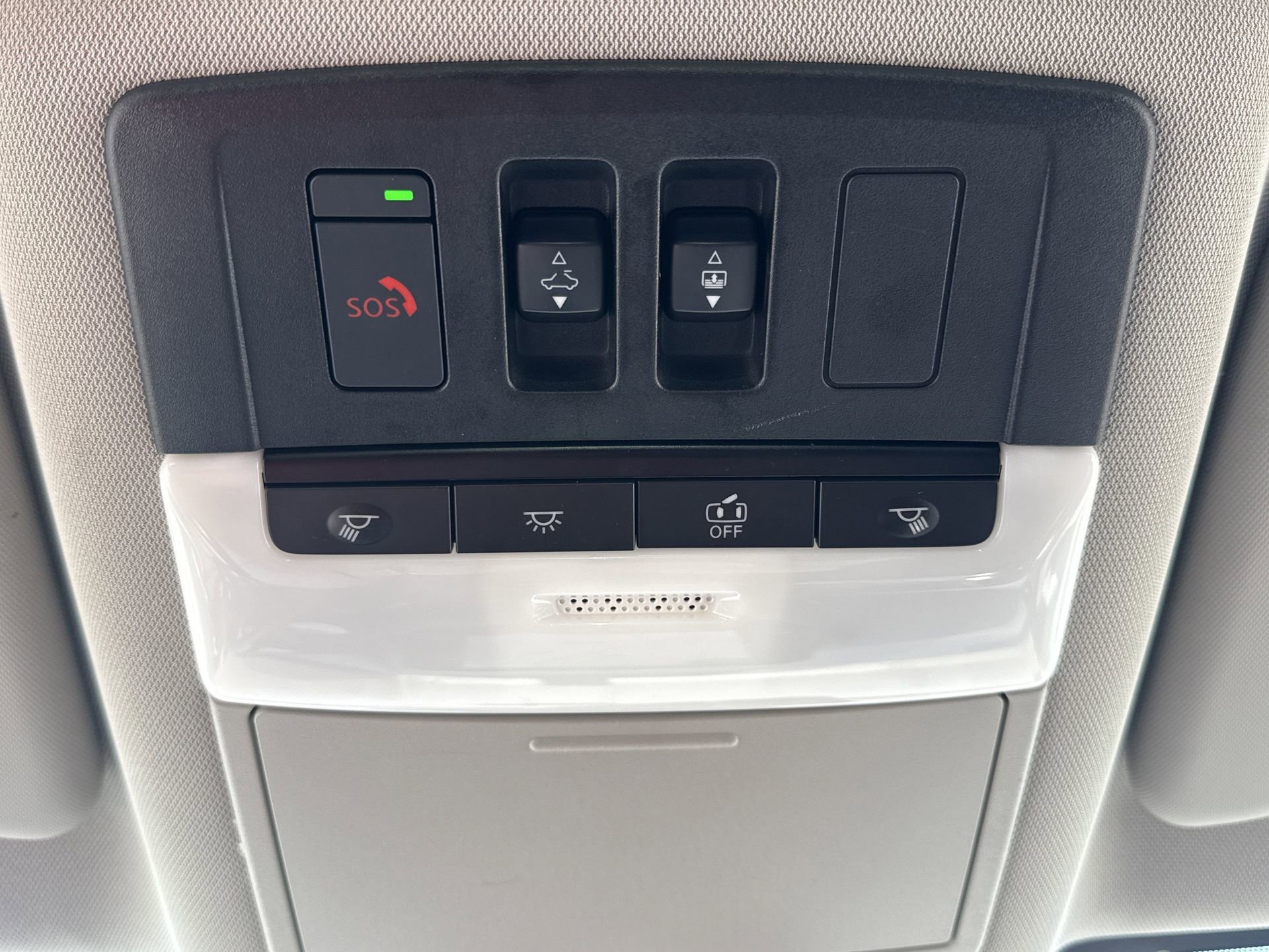 Used 2023 Nissan Rogue SL w/ SL Premium Package FWD image 7