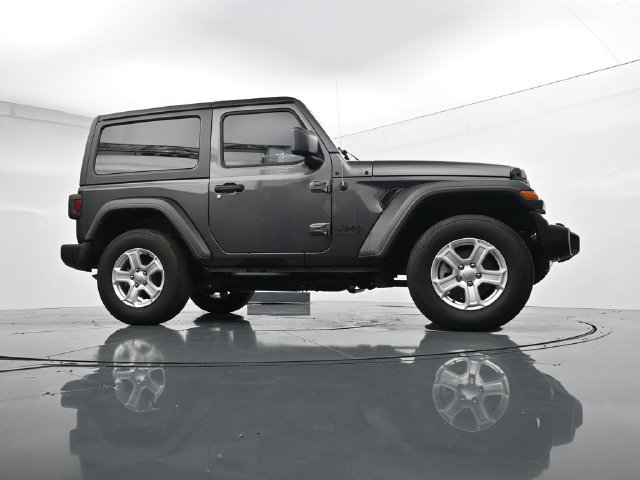 Used 2023 Jeep Wrangler Sport AWD/4WD image 37