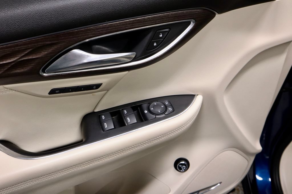Used 2023 Buick Envision Avenir AWD/4WD image 24