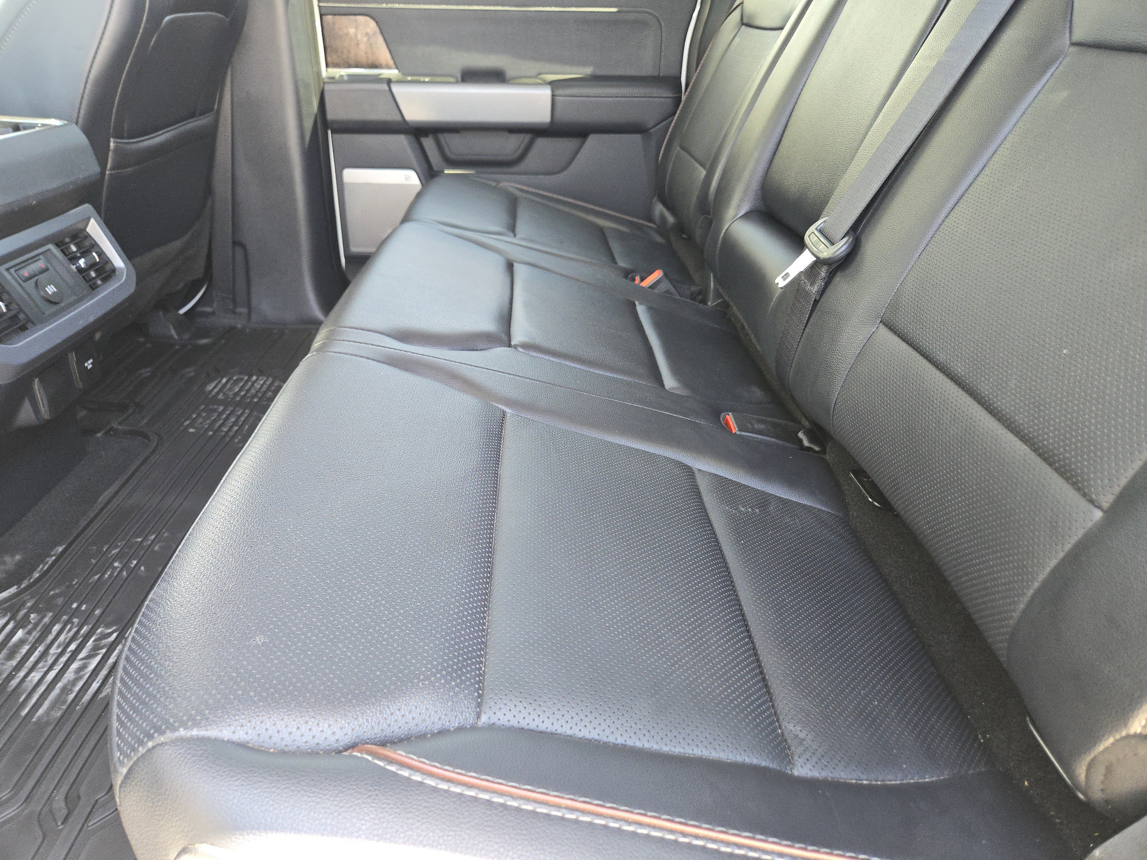 Certified 2024 Ford F350 Lariat w/ Chrome Package AWD/4WD image 28