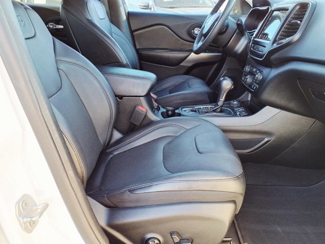 Used 2021 Jeep Cherokee Latitude Lux w/ Comfort/Convenience Group image 11