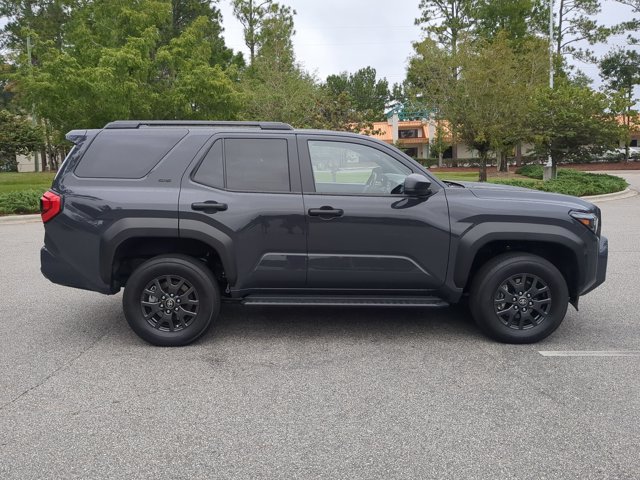 Used 2025 Toyota 4Runner SR5 AWD/4WD image 3