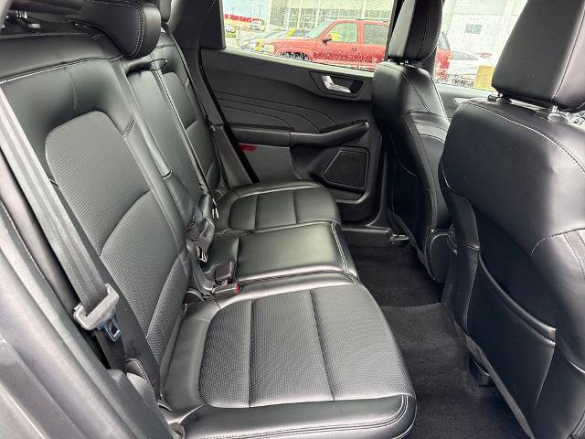 Certified 2025 Ford Escape Platinum AWD/4WD image 10