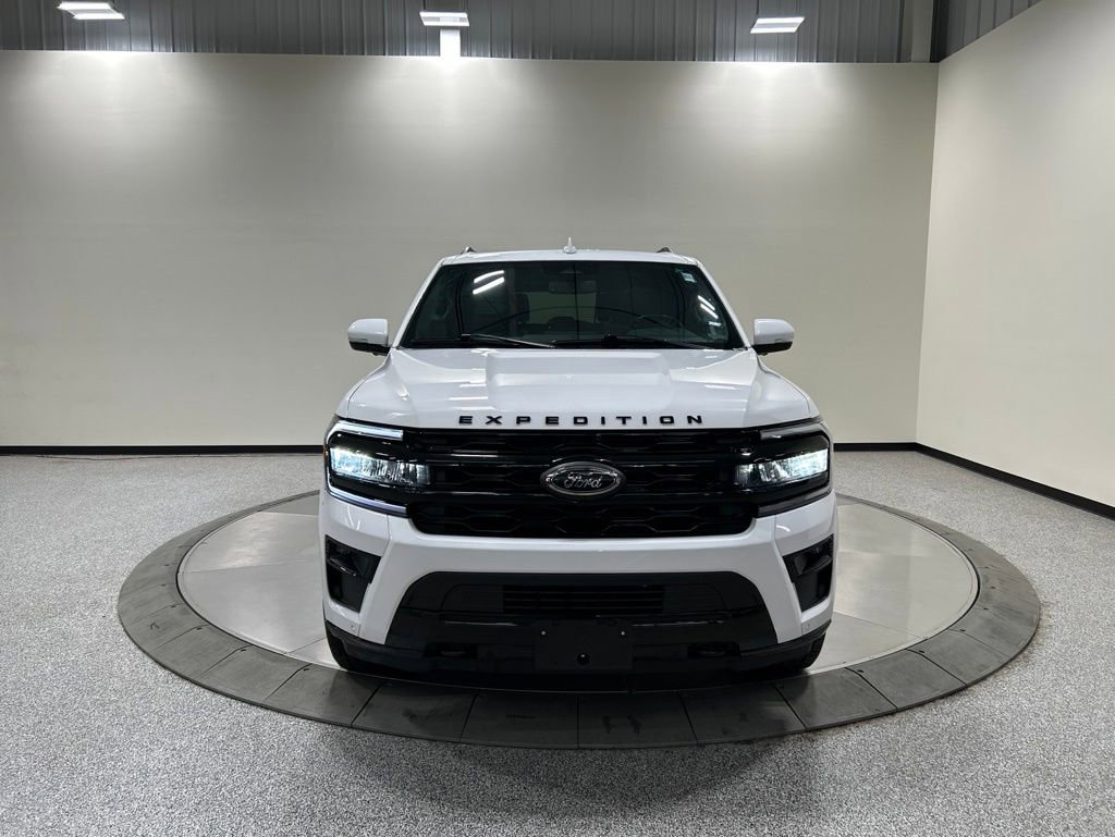 Certified 2022 Ford Expedition Max Limited w/ Equipment Group 303A AWD/4WD image 6