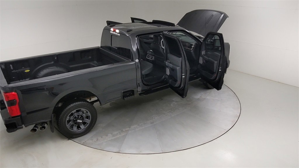 Certified 2023 Ford F250 Lariat w/ Lariat Ultimate Package image 52