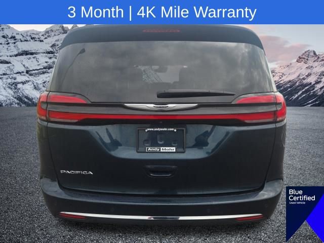 Used 2023 Chrysler Pacifica Touring-L FWD image 10