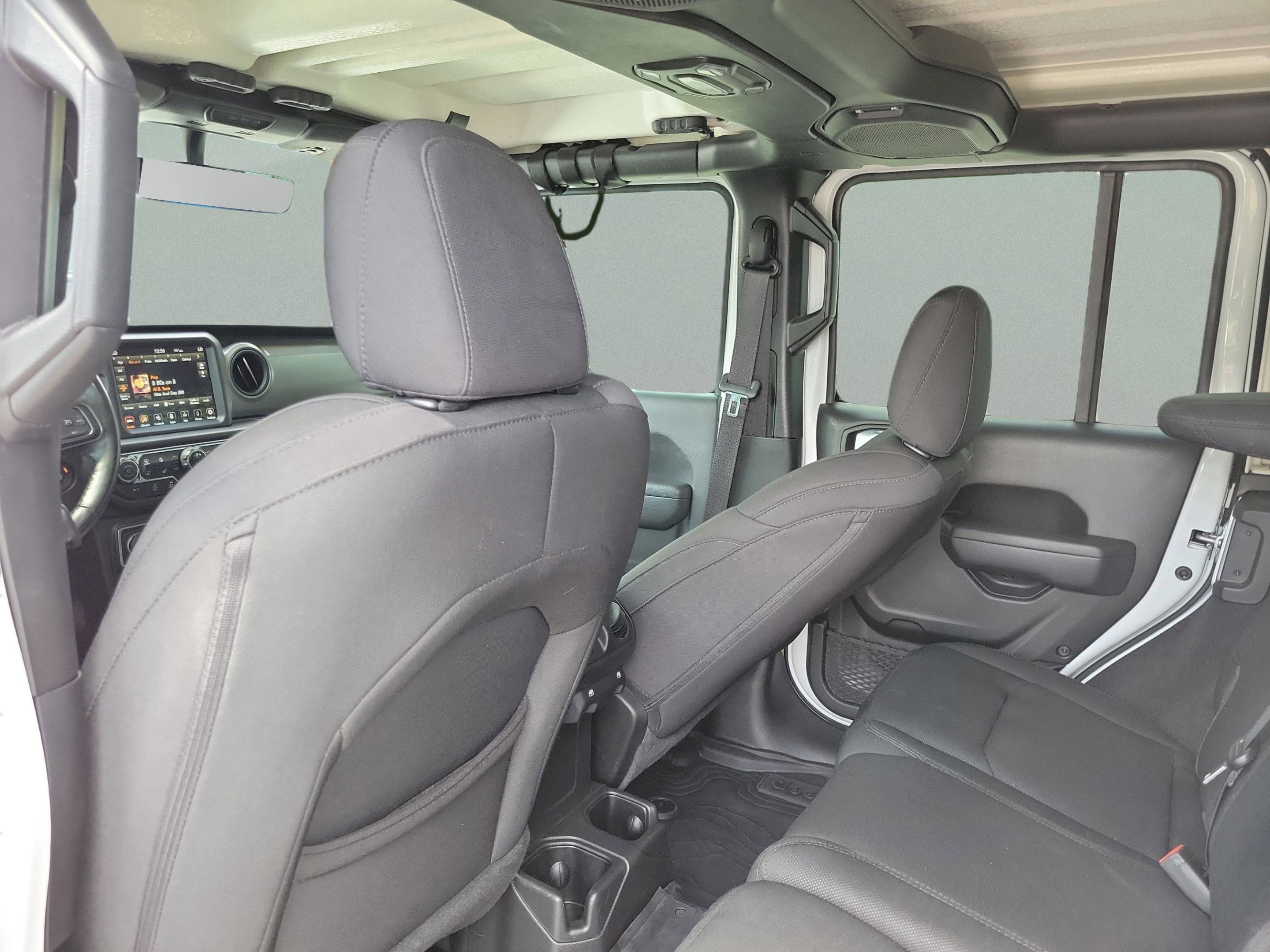 Used 2022 Jeep Wrangler Unlimited Sport image 24