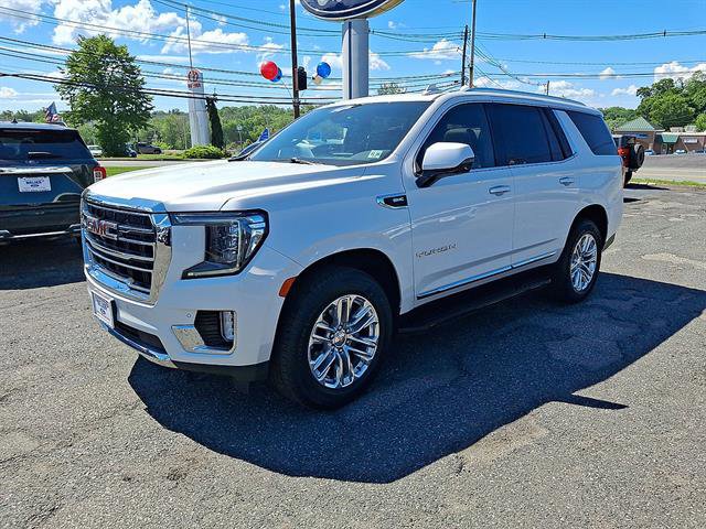 Used 2021 GMC Yukon SLT w/ SLT Premium Package AWD/4WD image 4