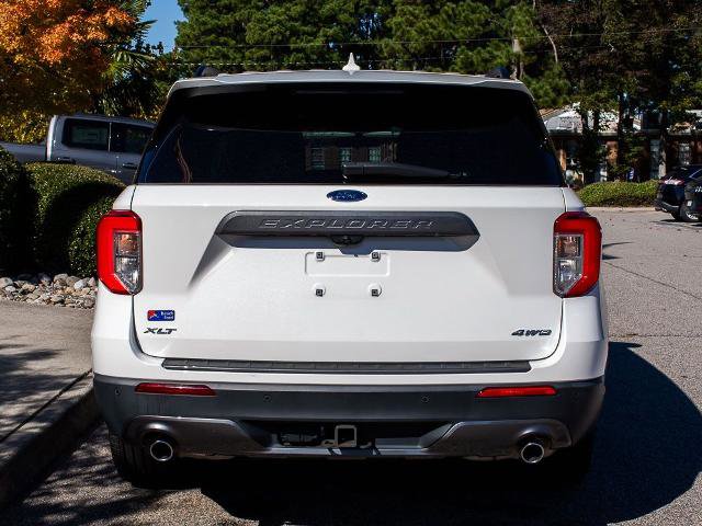 Certified 2022 Ford Explorer XLT w/ Equipment Group 202A image 4