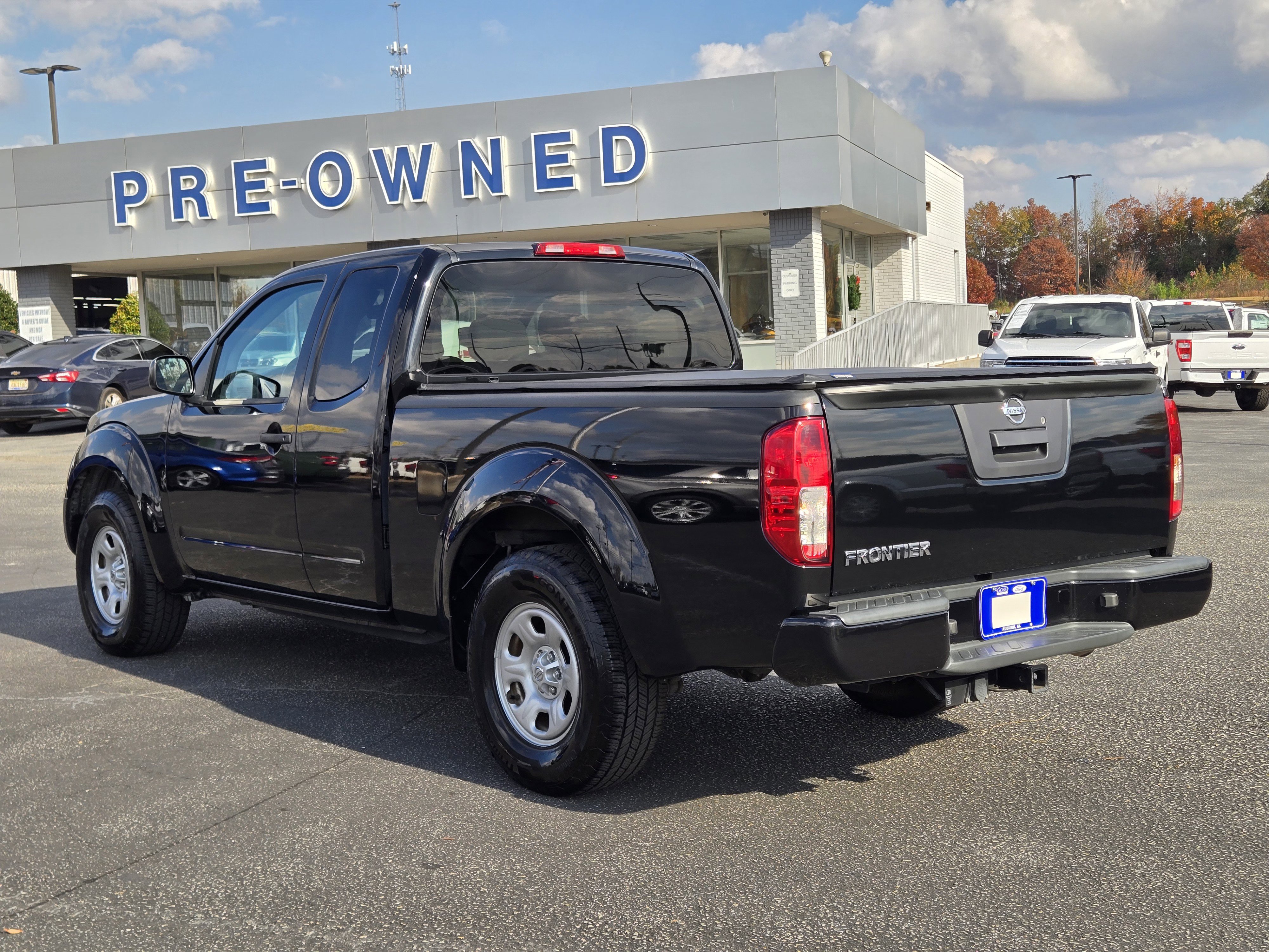 Used 2021 Nissan Frontier S w/ S Utility Package image 9