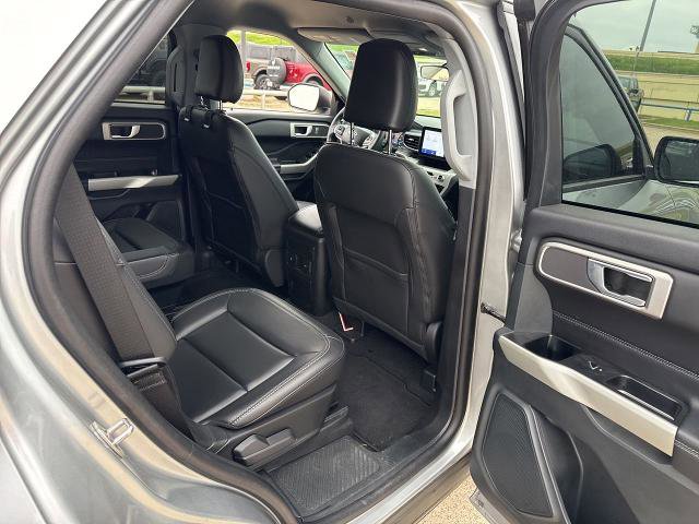 Certified 2023 Ford Explorer XLT w/ Equipment Group 202A image 13