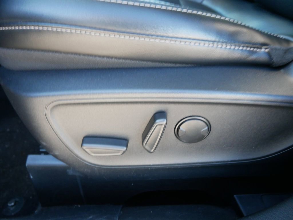 Certified 2024 Ford Escape Platinum image 16
