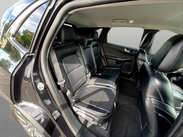 Certified 2024 Ford Escape Platinum AWD/4WD image 27