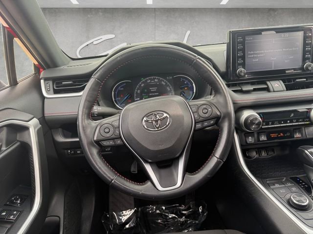 Used 2021 Toyota RAV4 SE w/ Weather & Moonroof Package AWD/4WD image 22