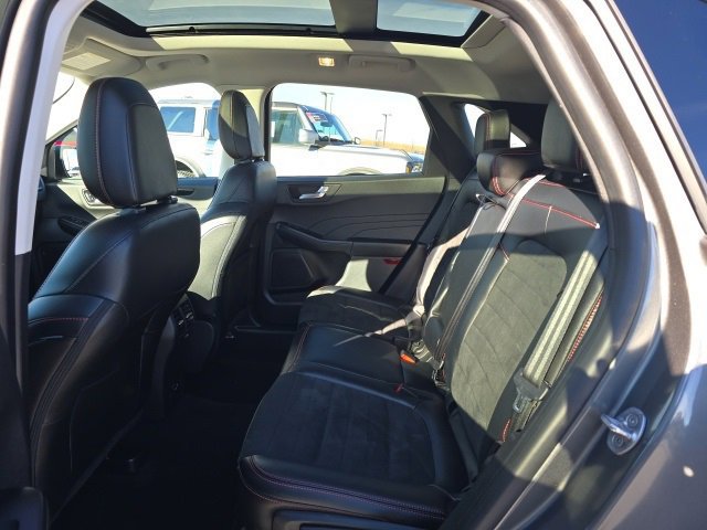 Certified 2022 Ford Escape SEL w/ SEL Stealth AWD Package image 15