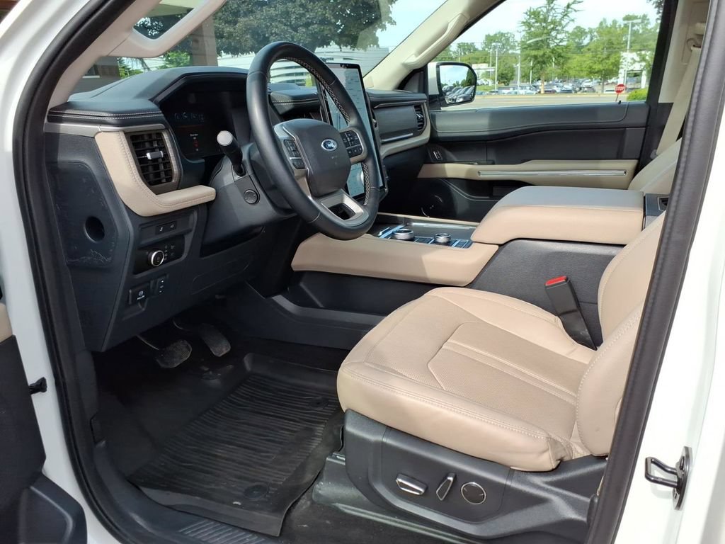 Certified 2023 Ford Expedition Limited AWD/4WD image 10