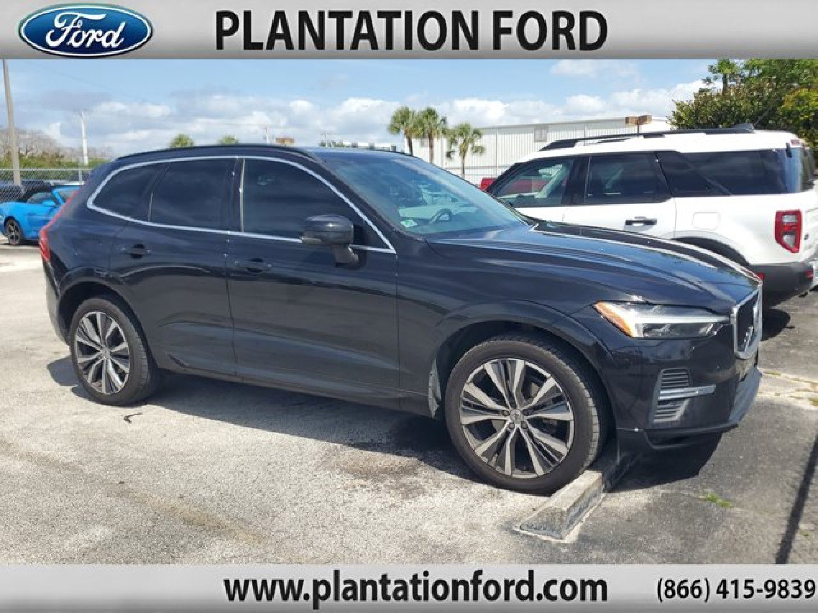 Used 2022 Volvo XC60 B5 Momentum w/ Protection Package Premier