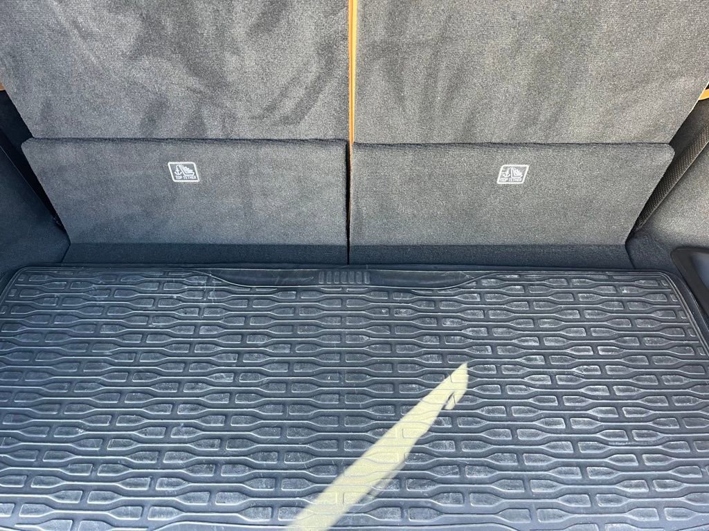 Used 2025 Jeep Grand Cherokee L Summit image 10