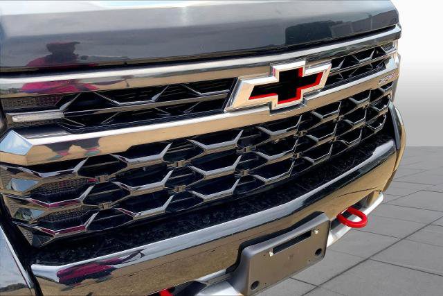 Used 2024 Chevrolet Silverado 1500 ZR2 w/ Technology Package AWD/4WD image 29