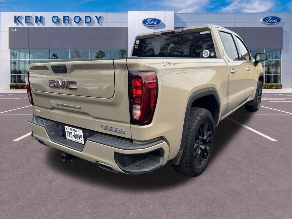 Used 2023 GMC Sierra 1500 Elevation w/ X31 Off-Road Package AWD/4WD image 3