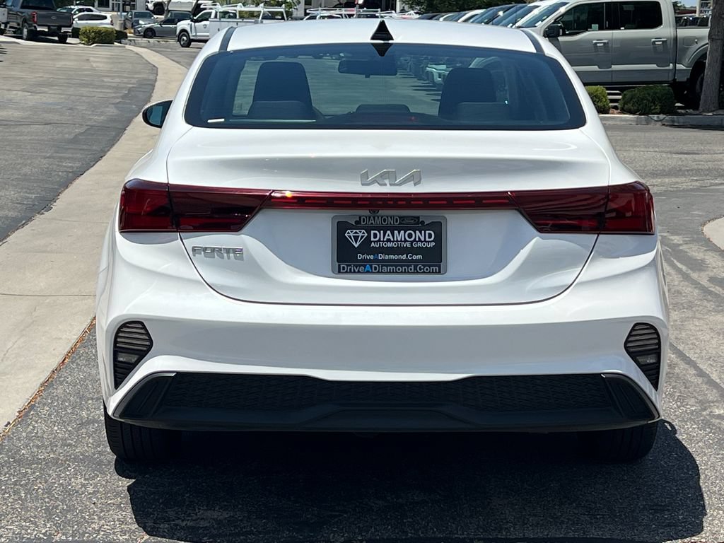 Used 2024 Kia Forte LXS FWD image 6