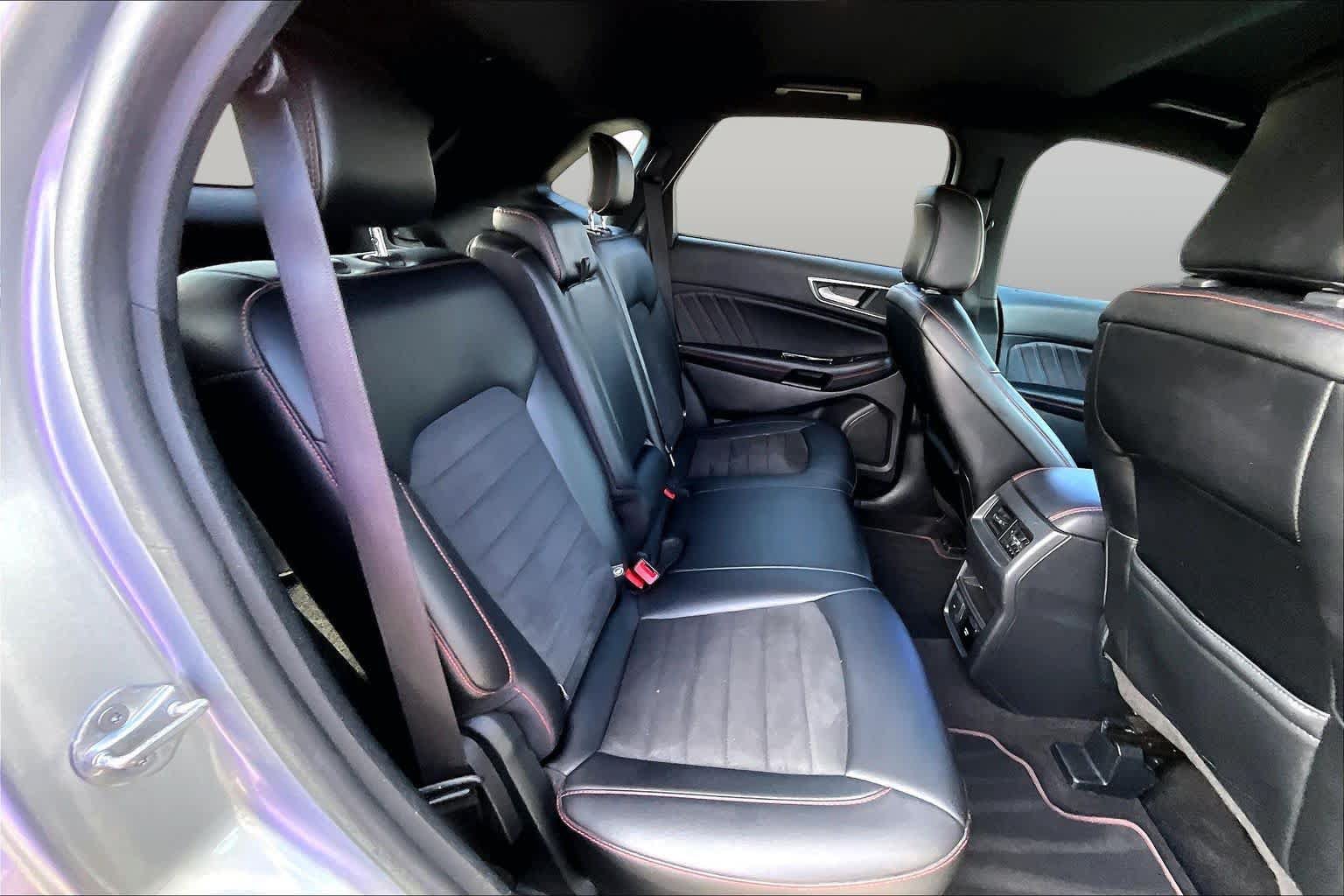 Certified 2020 Ford Edge ST-Line FWD image 20
