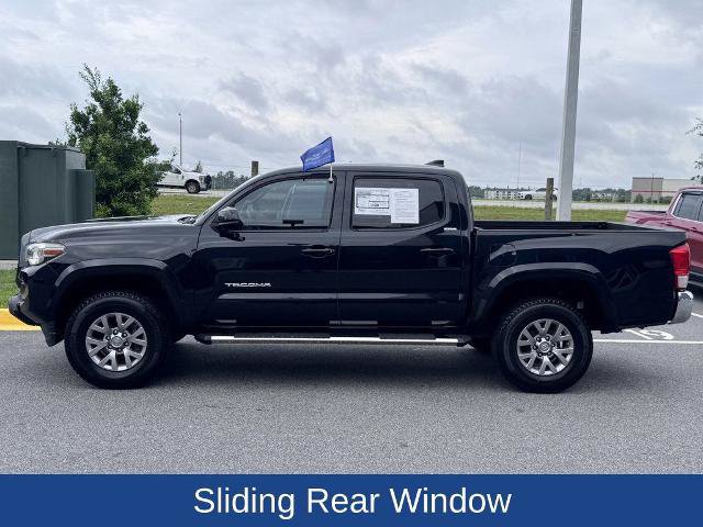 Used 2017 Toyota Tacoma SR5 w/ Tow Package RWD image 4