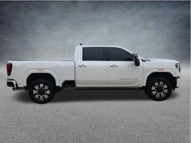 Used 2024 GMC Sierra 2500 Denali w/ Denali Reserve Package AWD/4WD image 11
