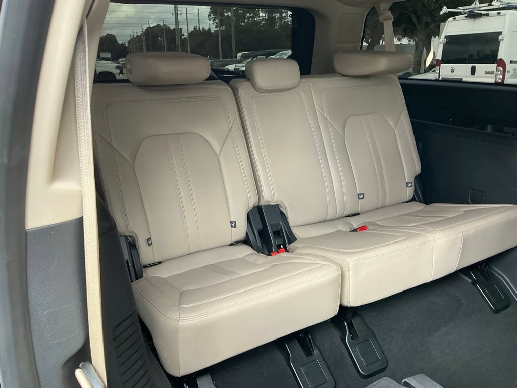 Certified 2024 Ford Expedition Max Limited RWD image 21