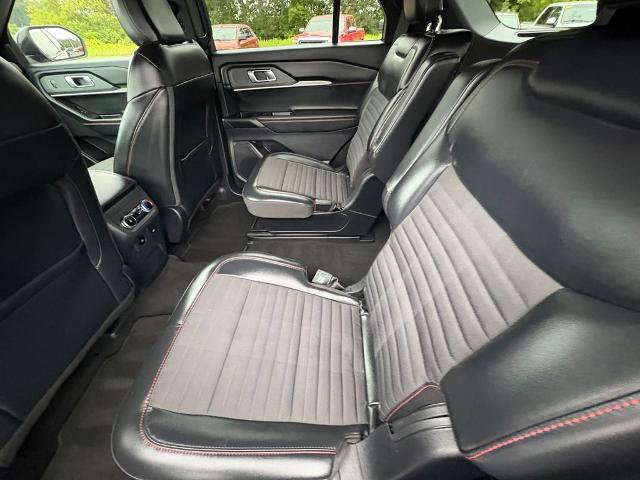 Certified 2025 Ford Explorer ST-Line AWD/4WD image 23