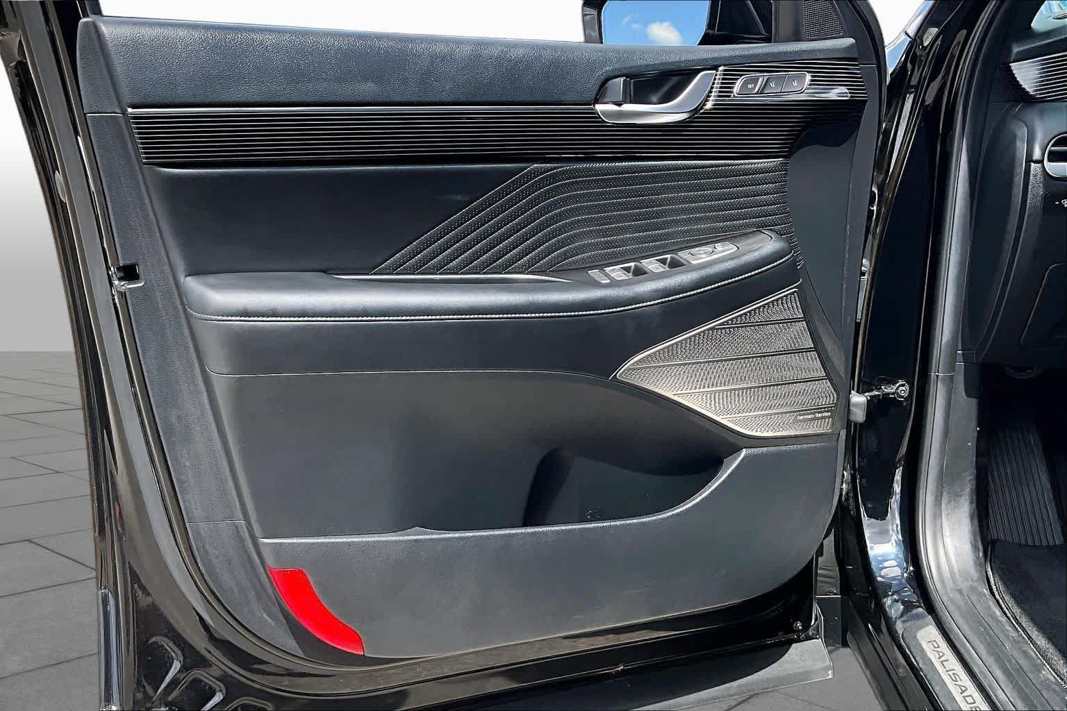 Used 2025 Hyundai Palisade Calligraphy AWD/4WD image 21
