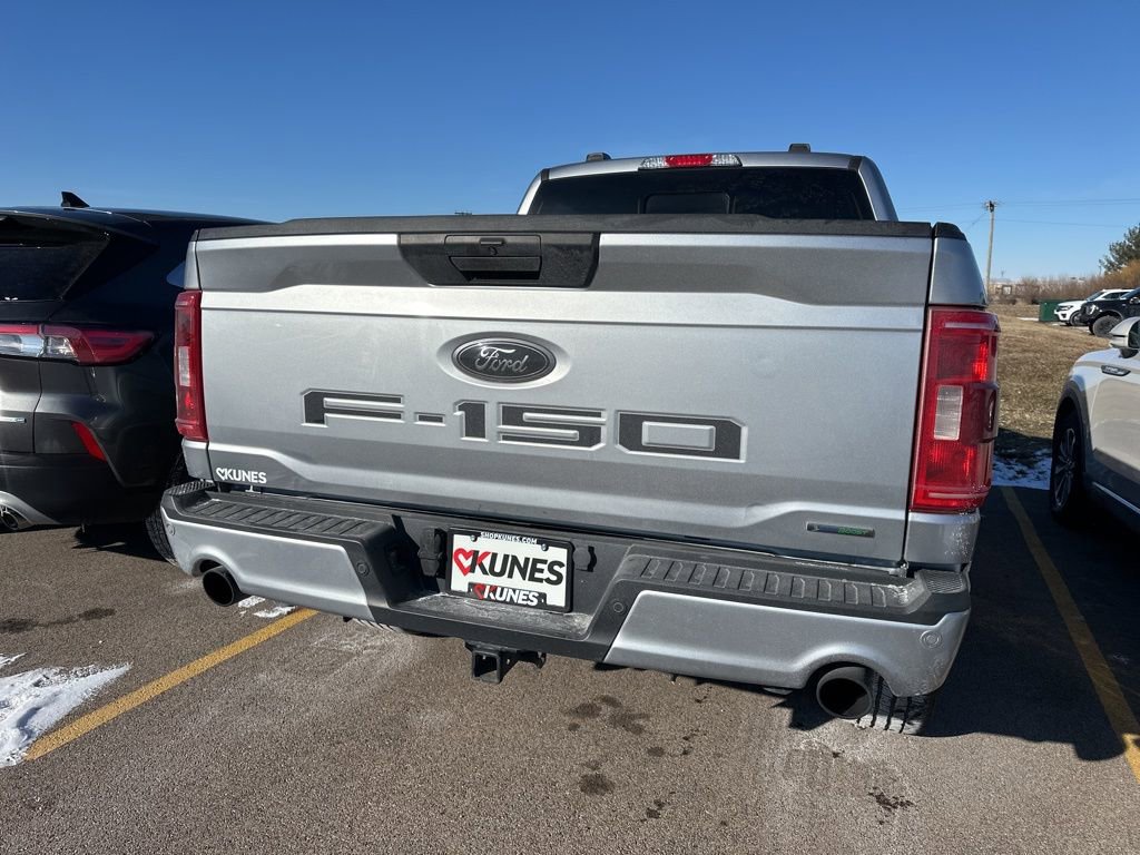 Certified 2022 Ford F150 XLT w/ XLT Black Appearance Package image 13