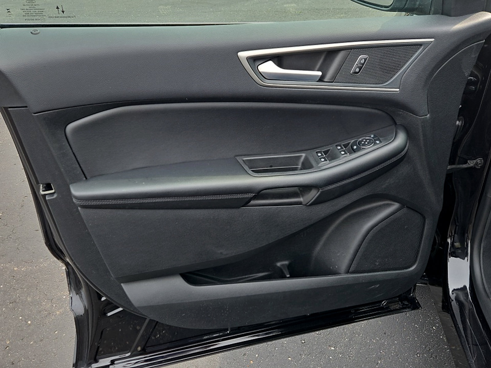 Certified 2023 Ford Edge SEL AWD/4WD image 10